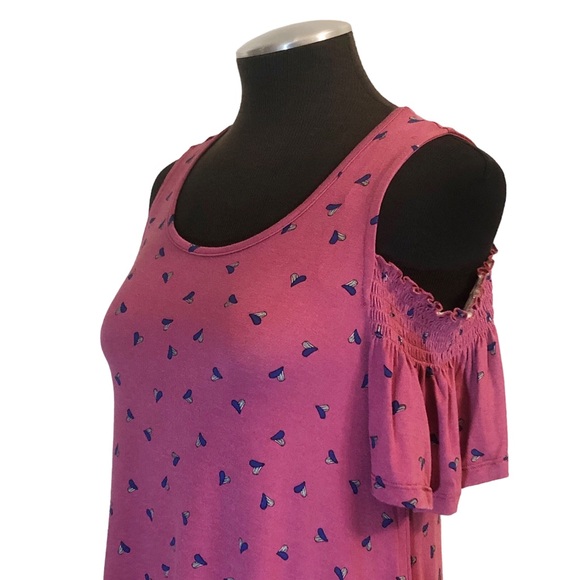 Elle - Heart Print Cold Shoulder Stretch Top - XS - Picture 8 of 10